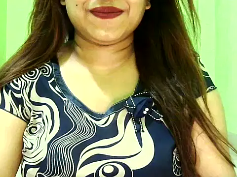 Snapshot of Safa_Pari chatting on November 3, 2025, 2:42 pm Safa Pari online show from November 3, 2025, 2:42 pm