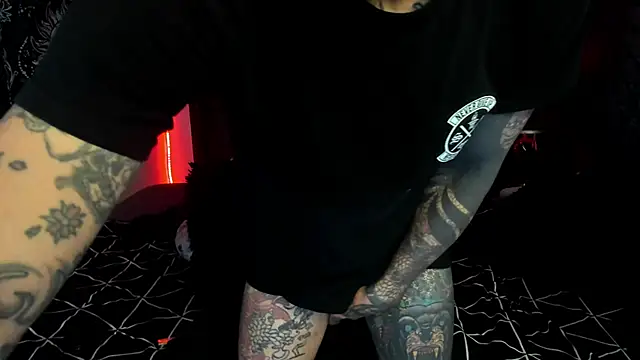 cleoo jhonny online show from November 14, 2025, 7:56 am