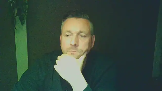 Snapshot of Woody_Longbong chatting on October 23, 2025, 5:33 pm Woody Longbong online show from October 23, 2025, 5:33 pm