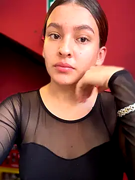 Talia Bonet online show from December 4, 2025, 12:37 pm