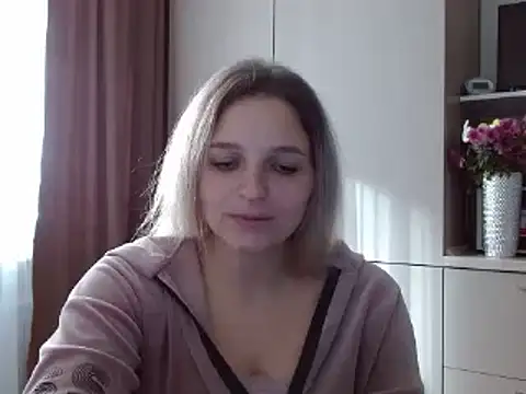 ElisSky301 online show from November 15, 2025, 11:47 am