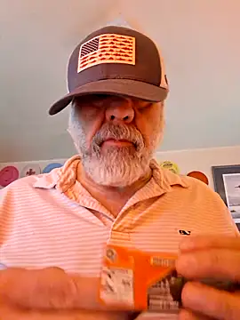 Snapshot of pena633 chatting on May 21, 2026, 1:41 pm pena633 online show from May 21, 2026, 1:41 pm