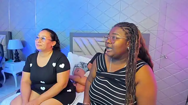 Snapshot of Britanny-Jhonsons chatting on December 15, 2025, 1:11 am Britanny-Jhonsons online show from December 15, 2025, 1:11 am