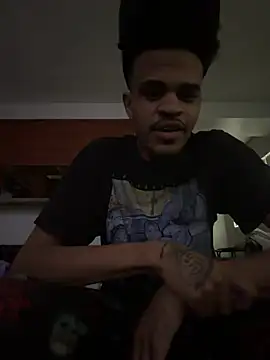 Mrmakeherwet Tez online show from May 14, 2026, 3:42 pm