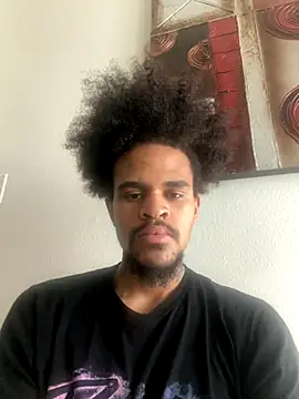 Snapshot of Mrmakeherwet_Tez chatting on December 4, 2025, 9:25 pm Mrmakeherwet Tez online show from December 4, 2025, 9:25 pm