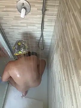 gatitalocahot online show from April 6, 2026, 2:51 pm