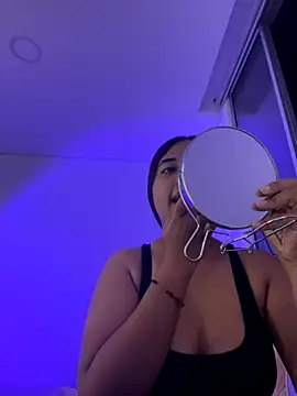 aly nicols online show from November 20, 2025, 5:30 am