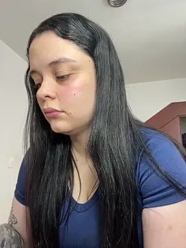 Selena Roa online show from January 18, 2026, 5:27 pm