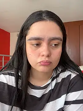 Selena Roa online show from May 22, 2026, 6:17 pm