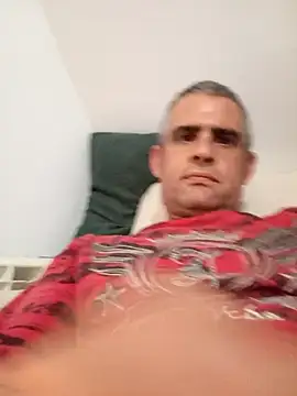 Snapshot of danie6969 chatting on October 23, 2025, 12:53 am danie6969 online show from October 23, 2025, 12:53 am