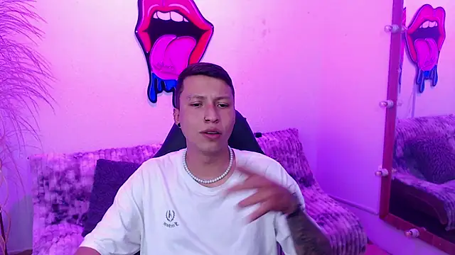 Martin West online show from October 22, 2025, 1:16 am