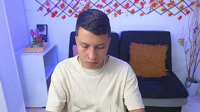 Martin West online show from November 5, 2025, 11:19 pm