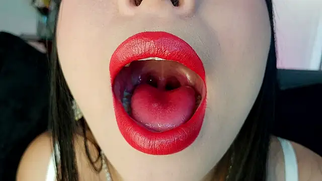 mia roux1 online show from February 9, 2026, 9:46 pm