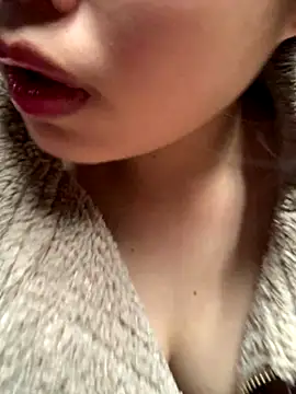 Miuu-Miuu online show from November 13, 2025, 2:15 am