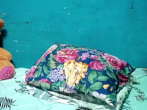 SmallluncutCock online show from November 18, 2025, 1:43 am