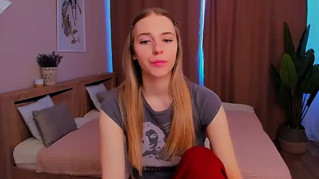 sassy cutie online show from February 20, 2026, 9:44 am