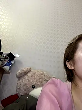 kitty-20x online show from December 15, 2025, 1:17 pm