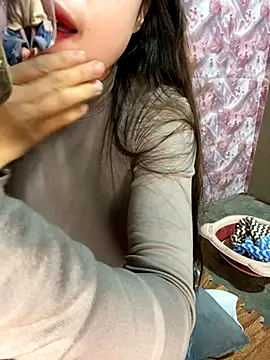 kitty-20x online show from November 8, 2025, 9:24 am