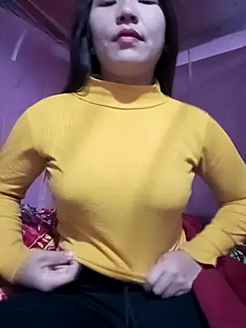 -Lanaa- online show from February 10, 2026, 10:42 pm