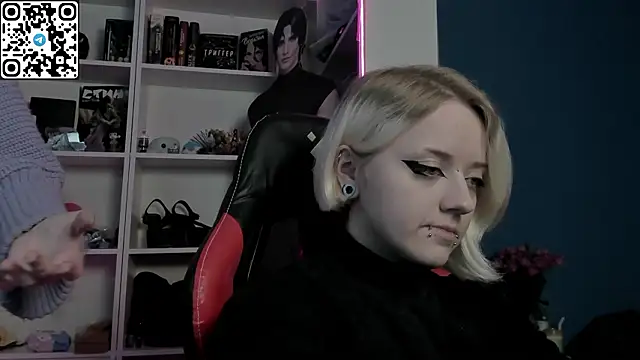 Snapshot of Holy_Mistress_S chatting on February 14, 2026, 11:32 am Holy Mistress S online show from February 14, 2026, 11:32 am