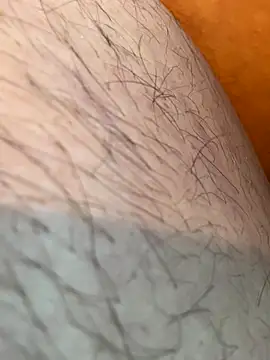 fortheloveofheels74 online show from October 27, 2025, 10:16 am