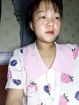 Quynhsumon online show from March 26, 2026, 3:32 pm