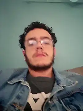 zomboy9800 online show from December 21, 2025, 5:36 pm