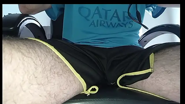 zomboy9800 online show from December 4, 2025, 6:07 pm