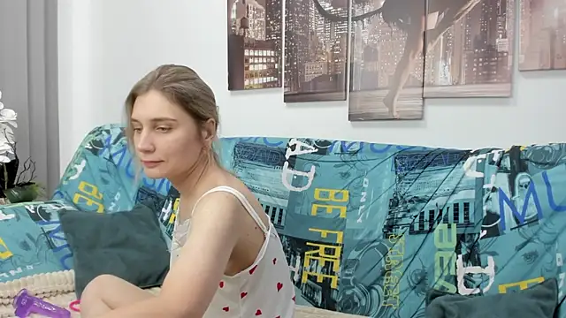 Tenderly Sophie online show from December 4, 2025, 1:15 am