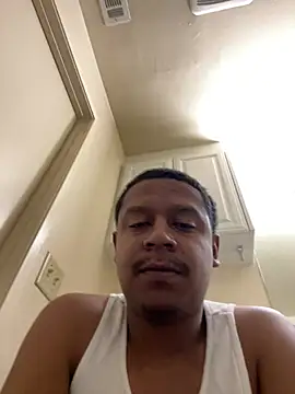 Snapshot of maddfreak0 chatting on June 26, 2026, 5:57 am maddfreak0 online show from June 26, 2026, 5:57 am