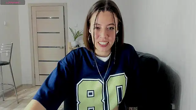 twinkle rosie online show from October 30, 2025, 8:06 pm