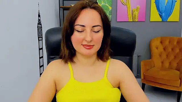 NoraSimons online show from April 1, 2026, 5:20 am