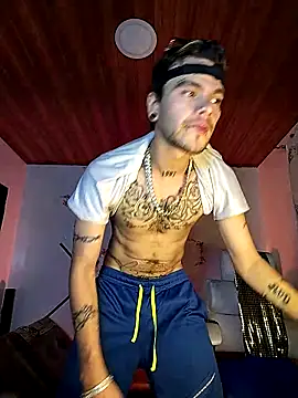 AlickBeliel online show from April 20, 2026, 6:53 pm