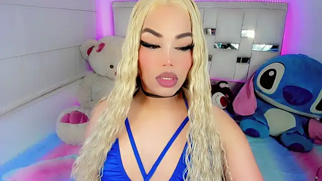 Alannys xHotx online show from May 10, 2026, 1:31 am