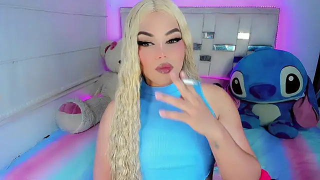 Alannys xHotx online show from May 9, 2026, 3:54 am