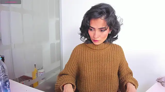 chloehanna online show from January 6, 2026, 7:51 pm