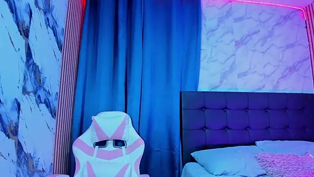 Scarlet DLuce online show from March 16, 2026, 9:02 am