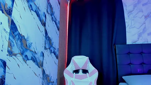 Scarlet DLuce online show from February 23, 2026, 8:59 am