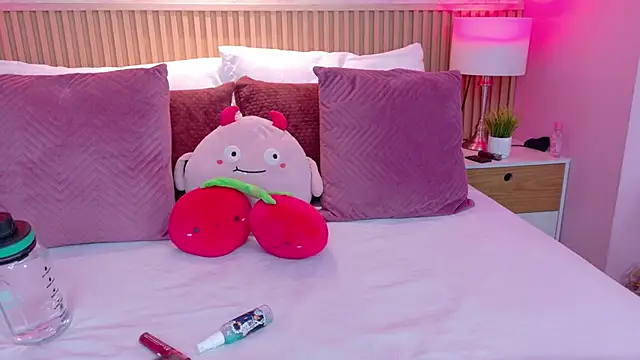 AdelineJhones online show from February 28, 2026, 2:39 pm