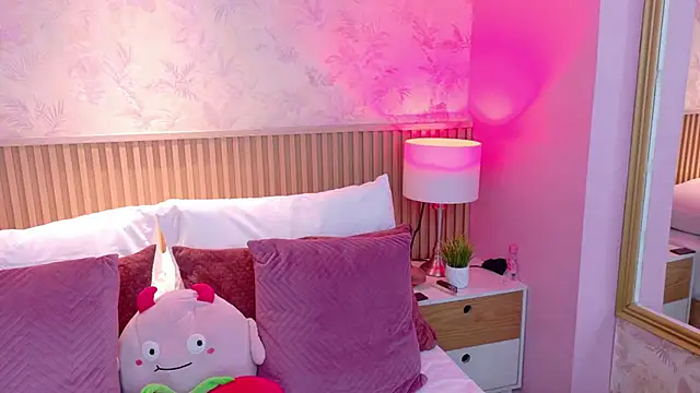 AdelineJhones online show from February 27, 2026, 2:39 pm