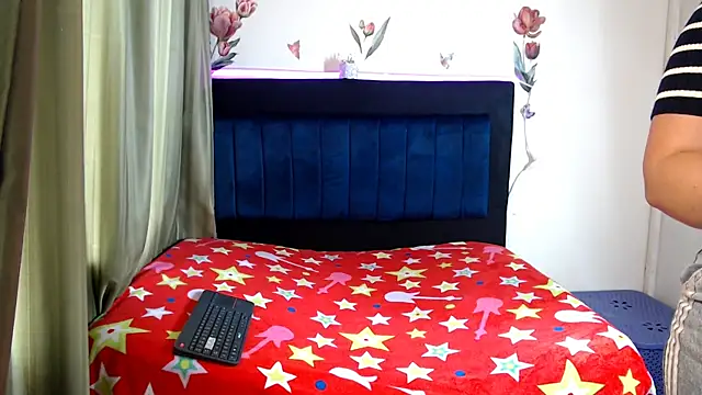 Snapshot of BRYXS1 chatting on January 14, 2026, 8:23 pm BRYXS1 online show from January 14, 2026, 8:23 pm