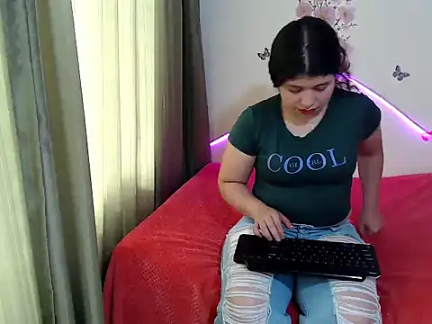 Snapshot of BRYXS1 chatting on October 27, 2025, 7:15 pm BRYXS1 online show from October 27, 2025, 7:15 pm