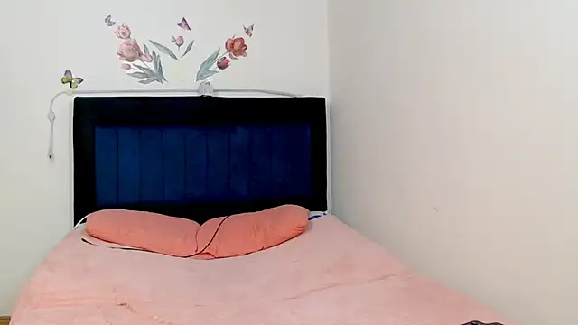 BRYXS1 online show from April 5, 2026, 6:47 pm