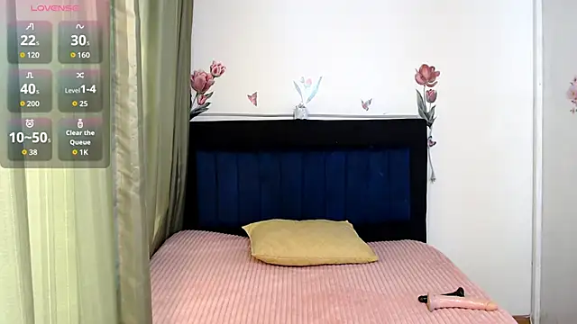 Snapshot of BRYXS1 chatting on February 7, 2026, 7:44 pm BRYXS1 online show from February 7, 2026, 7:44 pm