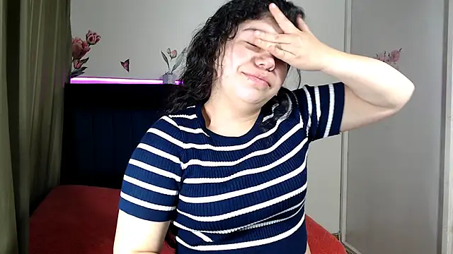 Snapshot of BRYXS1 chatting on December 2, 2025, 11:45 am BRYXS1 online show from December 2, 2025, 11:45 am