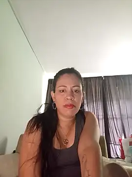 LeilaTaylor online show from February 22, 2026, 6:42 pm