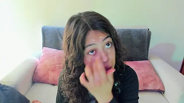 emily jonessxx online show from November 11, 2025, 7:08 pm