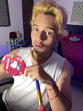 Habel  moretti online show from February 22, 2026, 7:37 pm