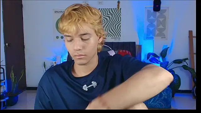 Habel  moretti online show from February 10, 2026, 5:56 pm