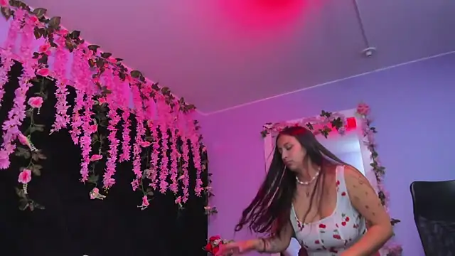 Gabyy Cooper  online show from April 15, 2026, 2:50 am